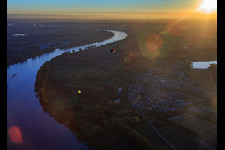 Vue oblique de Boucle du Rhin à Gernsheim dans le département Hesse, Allemagne