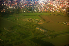 Photographie aérienne de Laboratoire en plein air Lauresham Village d'aventure celtique au monastère à Lorsch dans le département Hesse, Allemagne