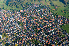 Vue aérienne de Quartier Schöllbronn in Ettlingen dans le département Bade-Wurtemberg, Allemagne