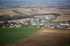 Vue aérienne de Hohwiller dans le département Bas Rhin, France