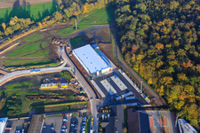 ALDI et EDEKA sur la Lauterburger Straße à Kandel dans le département Rhénanie-Palatinat, Allemagne vue d'en haut