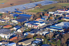 Vue aérienne de Zone industrielle de Am Gäxwald vue de l'ouest à Herxheim bei Landau dans le département Rhénanie-Palatinat, Allemagne
