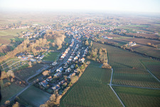 Vue aérienne de Camping dans le Klingbachtal à le quartier Klingen in Heuchelheim-Klingen dans le département Rhénanie-Palatinat, Allemagne