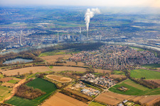 Vue aérienne de Vue d'ensemble de la ville avec la zone commerciale de In d. Kehl et Im Ried sur le circuit de course sur sable du Motorsport Club Altrip eV à Altrip dans le département Rhénanie-Palatinat, Allemagne