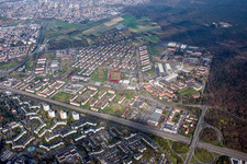 Vue aérienne de Zone de peuplement à le quartier Käfertal in Mannheim dans le département Bade-Wurtemberg, Allemagne