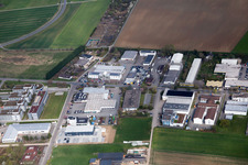 Vue aérienne de Zone commerciale et établissement d'entreprises sur la Robert-Bosch-Straße à Bensheim dans le département Hesse, Allemagne