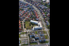 Vue aérienne de Centre de bureaux Bensheim et Europahotel sur Europa-Allee à Bensheim dans le département Hesse, Allemagne