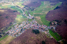 Vue aérienne de Quartier Waschenbach in Mühltal dans le département Hesse, Allemagne