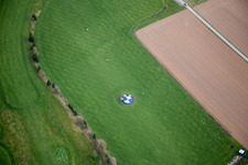 Vue aérienne de Zone de terrain de golf Golf Sport Park Groß-Zimmern à Groß-Zimmern dans le département Hesse, Allemagne