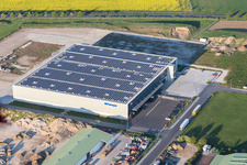 Vue aérienne de Entrepôts et bâtiments d’expédition de Imperial Industrial Logistics GmbH à Stockstadt am Rhein dans le département Hesse, Allemagne