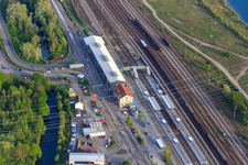 Vue aérienne de Gare de Wörth (Rhin) à Wörth am Rhein dans le département Rhénanie-Palatinat, Allemagne