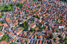 Vue aérienne de Centre-ville à Hagenbach dans le département Rhénanie-Palatinat, Allemagne