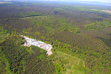 Vue oblique de Usine de pierre silico-calcaire Schencking GmbH & Co. KG, usine de Bienwald à le quartier Büchelberg in Wörth am Rhein dans le département Rhénanie-Palatinat, Allemagne
