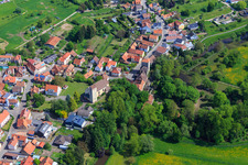 Vue aérienne de Saint-Barthélemy à Berg dans le département Rhénanie-Palatinat, Allemagne