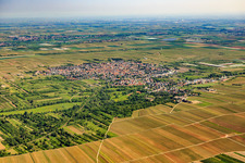 Photographie aérienne de Erpolzheim dans le département Rhénanie-Palatinat, Allemagne