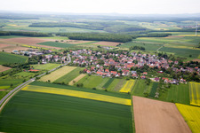 Vue aérienne de Quartier Vasbühl in Werneck dans le département Bavière, Allemagne