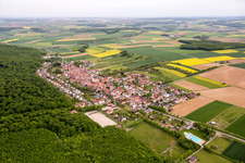 Vue aérienne de Quartier Schraudenbach in Werneck dans le département Bavière, Allemagne