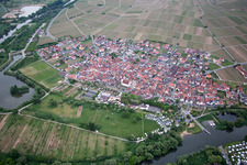 Vue aérienne de Nordheim am Main dans le département Bavière, Allemagne
