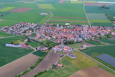 Vue aérienne de Quartier Herlheim in Kolitzheim dans le département Bavière, Allemagne