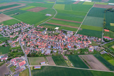 Vue aérienne de Quartier Herlheim in Kolitzheim dans le département Bavière, Allemagne