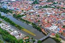 Vue aérienne de Promenade Gutermann et vue principale à Schweinfurt dans le département Bavière, Allemagne