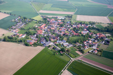 Vue aérienne de Quartier Esperde in Emmerthal dans le département Basse-Saxe, Allemagne