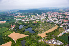 Vue aérienne de Étangs de Töneböns à Hameln dans le département Basse-Saxe, Allemagne