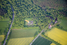 Vue aérienne de Quartier Amelith in Bodenfelde dans le département Basse-Saxe, Allemagne