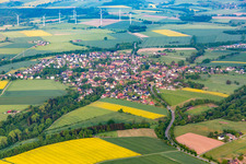 Vue aérienne de Emplacement devant le parc éolien Fürstenau à le quartier Fürstenau in Höxter dans le département Rhénanie du Nord-Westphalie, Allemagne