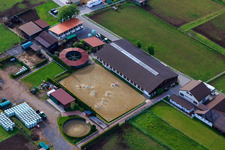 Vue d'oiseau de Haras Dobel à Dobel dans le département Bade-Wurtemberg, Allemagne