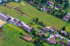 Enregistrement par drone de Haras Dobel à Dobel dans le département Bade-Wurtemberg, Allemagne