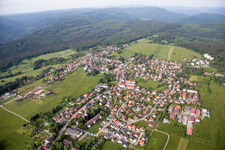 Photographie aérienne de Champs agricoles et terres agricoles à Dobel dans le département Bade-Wurtemberg, Allemagne