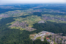 Vue aérienne de Quartier Arnbach in Neuenbürg dans le département Bade-Wurtemberg, Allemagne