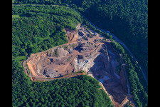 Vue aérienne de Carrière de granit du Palatinat à Waldhambach dans le département Rhénanie-Palatinat, Allemagne