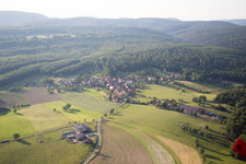 Vue aérienne de Mattstall dans le département Bas Rhin, France