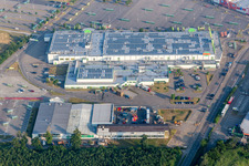 Vue aérienne de Centre commercial Globus Wiesental à Wiesental à le quartier Wiesental in Waghäusel dans le département Bade-Wurtemberg, Allemagne