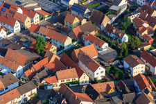 Vue aérienne de Voie du milieu à Zeiskam dans le département Rhénanie-Palatinat, Allemagne