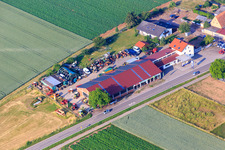Vue aérienne de Station-service Otwin Zwißler à le quartier Ottersheim in Ottersheim bei Landau dans le département Rhénanie-Palatinat, Allemagne