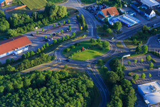 Vue aérienne de Rond-point Klärstraße Rheinstr à Kandel dans le département Rhénanie-Palatinat, Allemagne