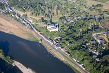 Vue d'oiseau de Chaumont-sur-Loire dans le département Loir et Cher, France