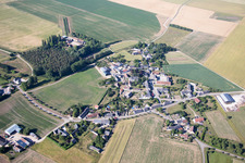 Vue aérienne de Rhodon dans le département Loir et Cher, France