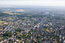 Vue aérienne de Olivet dans le département Loiret, France