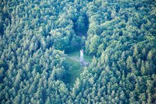 Vue aérienne de Tour de Ludwigsturm à Weyher in der Pfalz dans le département Rhénanie-Palatinat, Allemagne