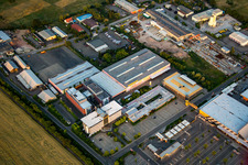 Photographie aérienne de Siège social de la quincaillerie Hornbach à le quartier Dreihof in Bornheim dans le département Rhénanie-Palatinat, Allemagne