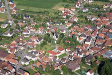 Steinseltz dans le département Bas Rhin, France d'en haut