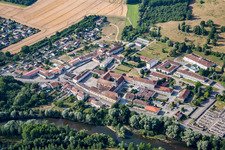 Vue aérienne de Monastère bénédictin/Prieuré bénédictin à Flavigny-sur-Moselle à Flavigny-sur-Moselle dans le département Meurthe et Moselle, France