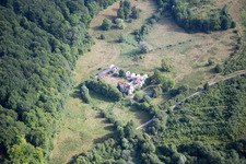 Vue aérienne de Abbaye de L'Étanche à Lamorville dans le département Meuse, France