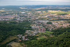 Vue aérienne de Écrouves dans le département Meurthe et Moselle, France