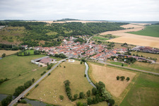 Vue aérienne de Pagny-la-Blanche-Côte dans le département Meuse, France