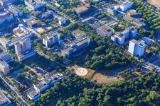 Vue aérienne de Clinique Saint-Vincent à le quartier Südweststadt in Karlsruhe dans le département Bade-Wurtemberg, Allemagne